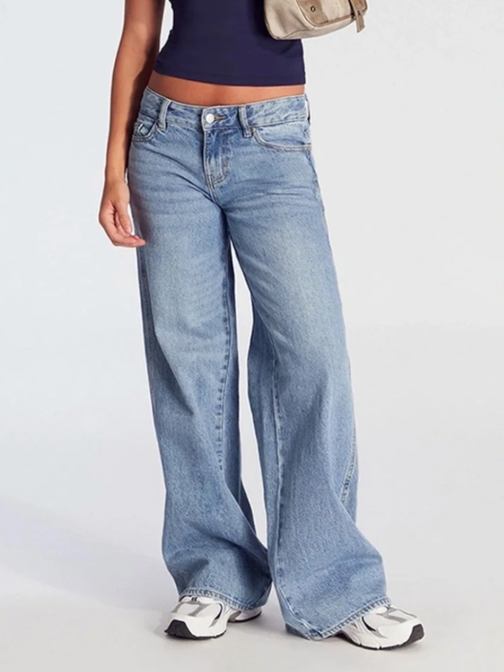 PacSun Casey Low Rise Baggy Wide Leg Jeans, size 31S